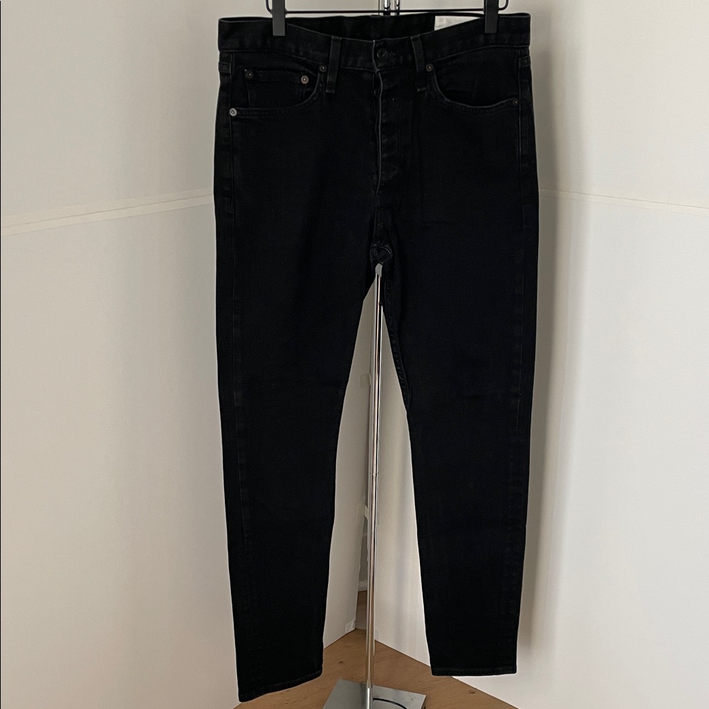 Men’s Rag & Bone Black Slim Jeans. Size 32